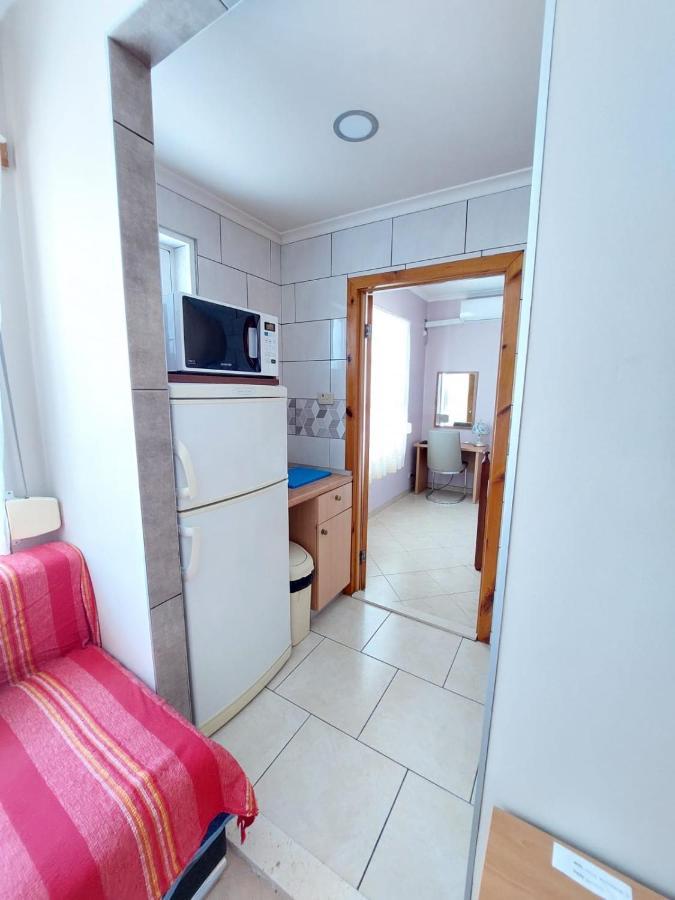 Australia Villa マカルスカ エクステリア 写真