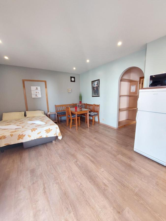 Australia Villa マカルスカ エクステリア 写真